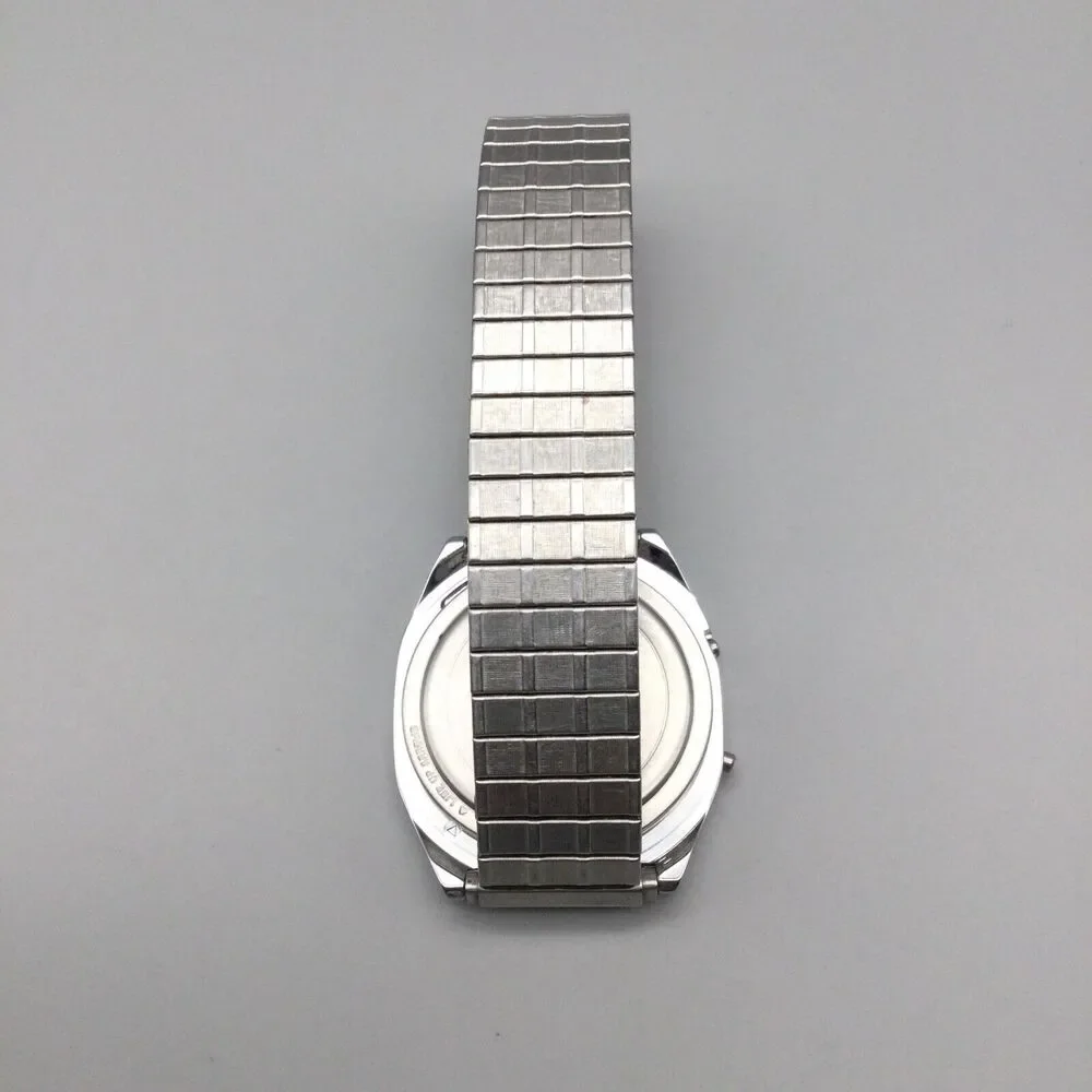 Vtg Timex Digital Watch Men 34mm Silver Tone Day Date Stretch 1989 New Battery - Picture 7 of 12